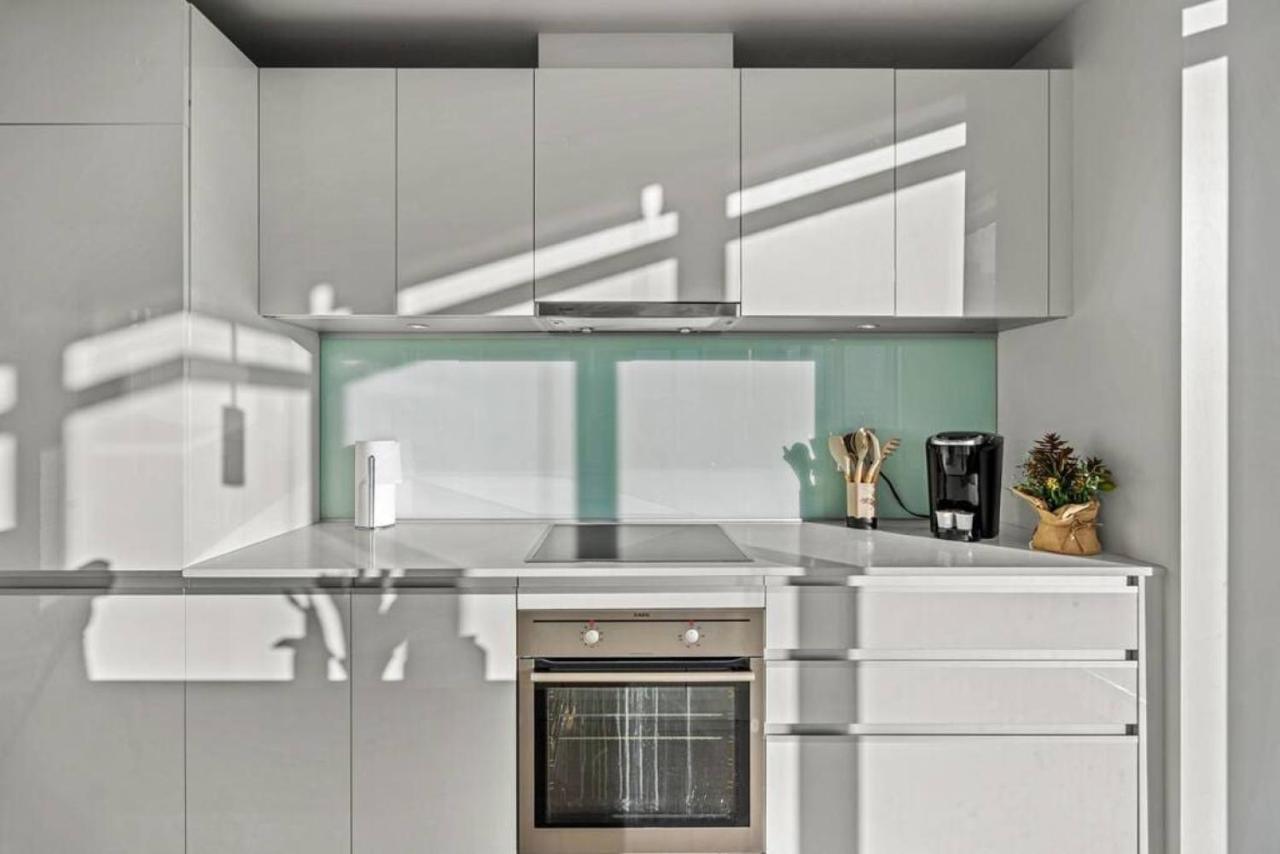 Appartement Luxury On The 9th Floor Near Stampede, Complimentary Wine, 2 Car Ug Parking Calgary